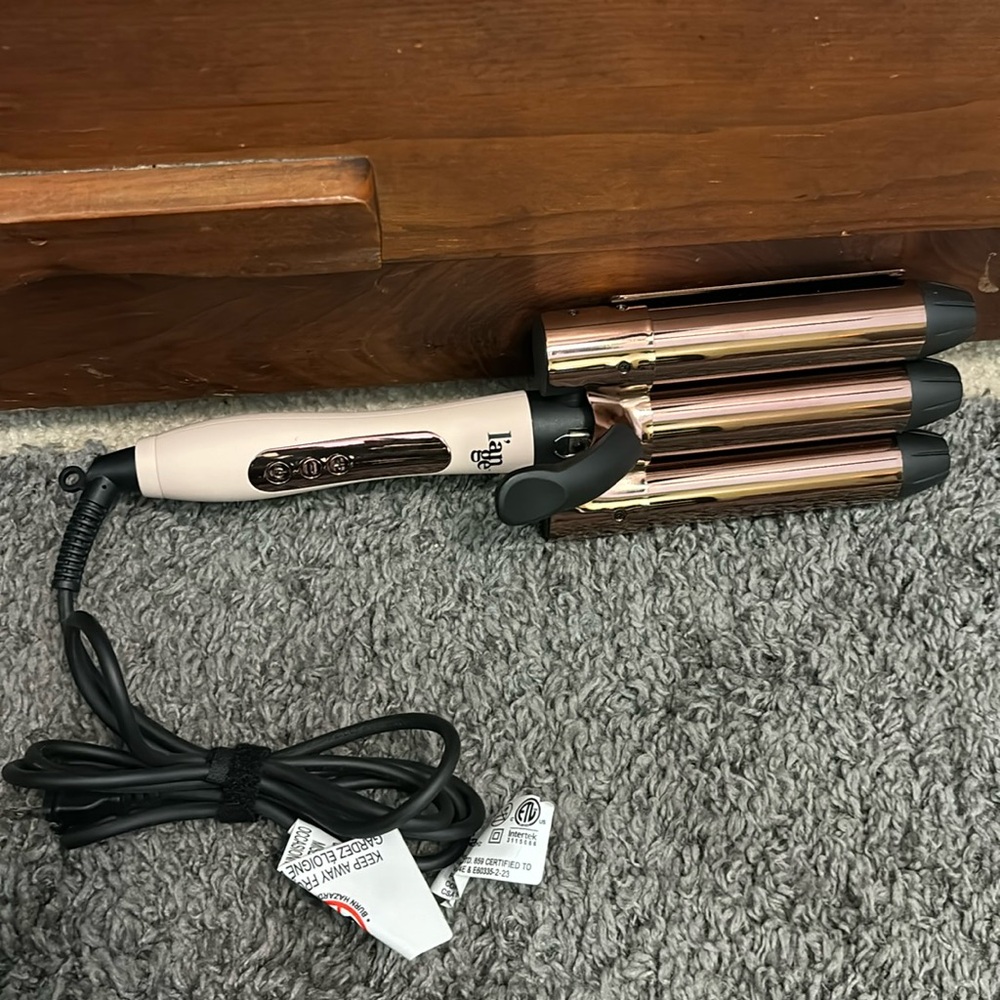 Lange Titanium Triple Barrel Waving Iron New in Box